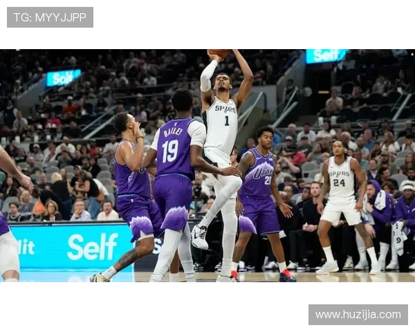 博班感慨自己2米24身高仍需仰视文班亚马 名记透露其身高接近2米31 博班感慨自己2米24身高仍需仰视文班亚马 名记透露其身高接近2米31