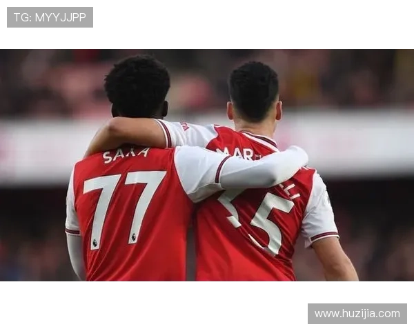 萨卡第65分钟被替换下场 马丁内利替补登场展现新气象